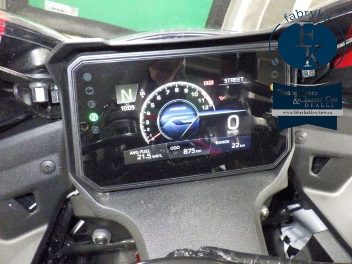YAMAHA YZF-R9 2026 - zdjęcie 16