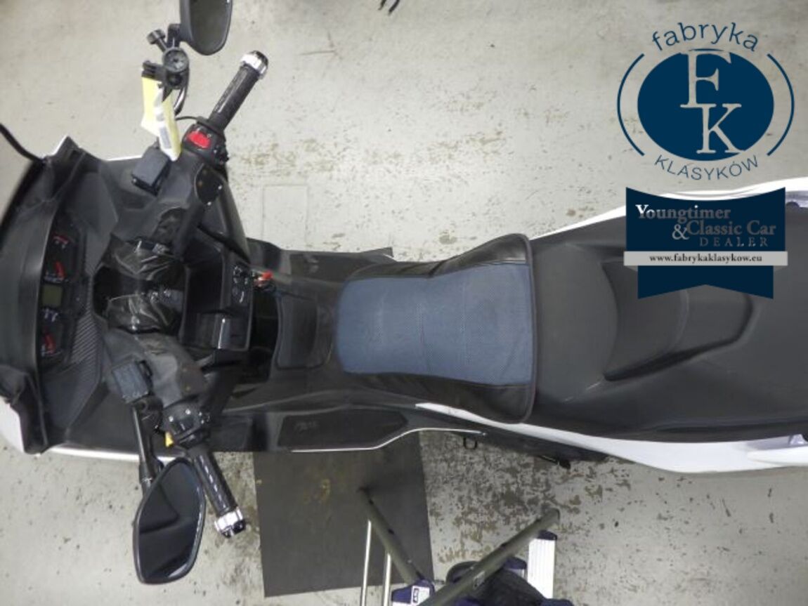SUZUKI BURGMAN 400A 2020 - zdjęcie 32