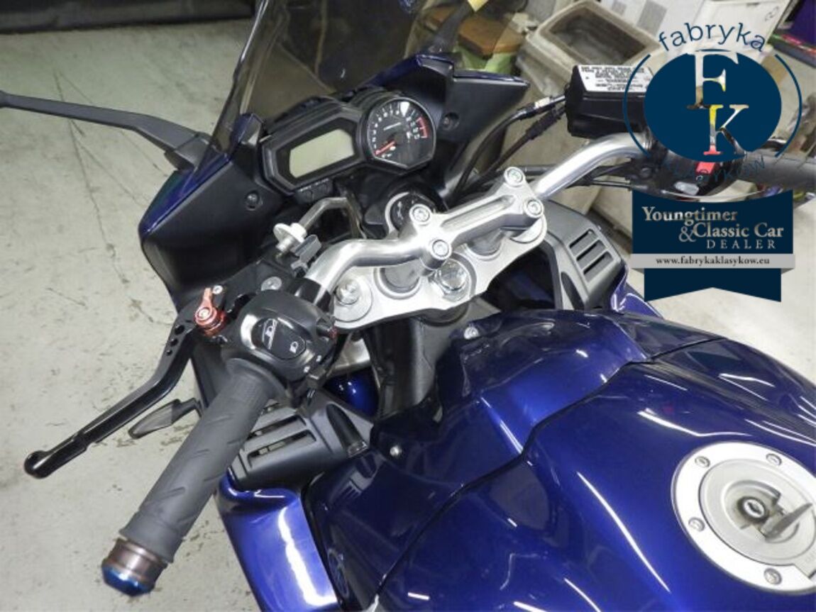YAMAHA FZ-1 FEATHER GT 2011 - zdjęcie 22