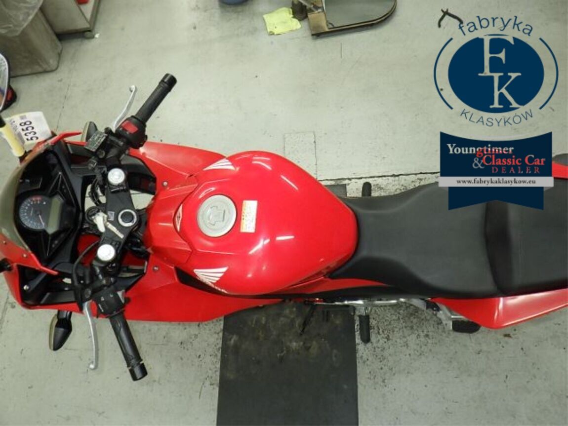 HONDA CBR250R ABS  - zdjęcie 32