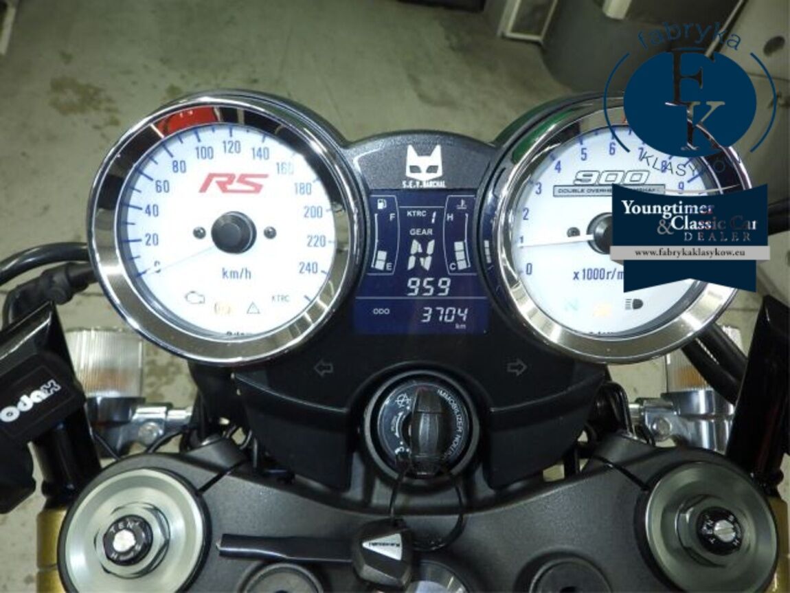 KAWASAKI Z900RS 2022 - zdjęcie 17