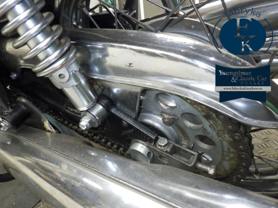 SUZUKI GT750 2024 - zdjęcie 30