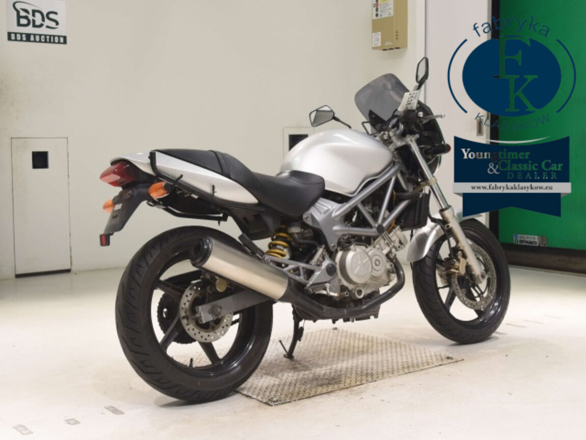 HONDA VTR250  - zdjęcie 6