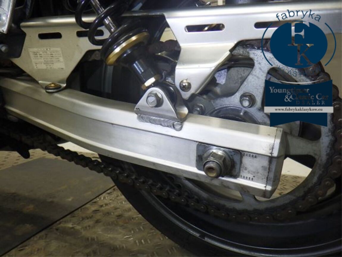 SUZUKI INAZUMA 400 2000 - zdjęcie 25