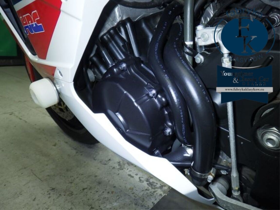 HONDA CBR600RR 2016 - zdjęcie 12