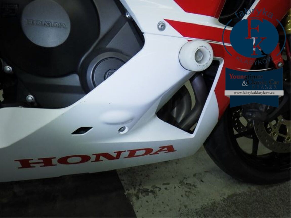 HONDA CBR600RR 2016 - zdjęcie 17