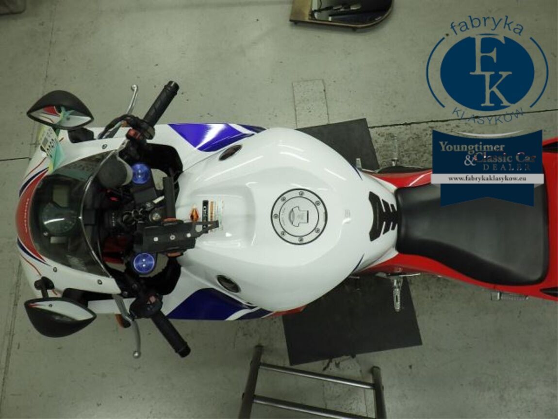 HONDA CBR600RR 2016 - zdjęcie 32