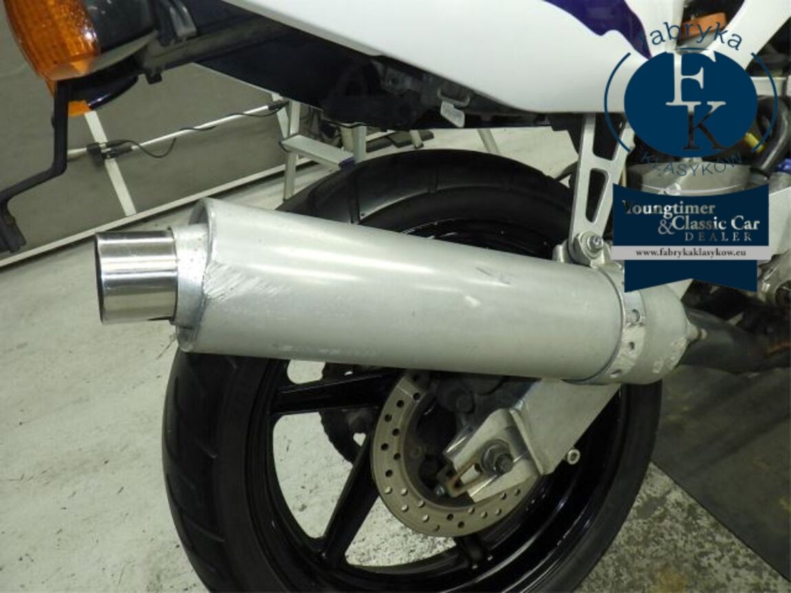 HONDA CBR250RR - zdjęcie 17