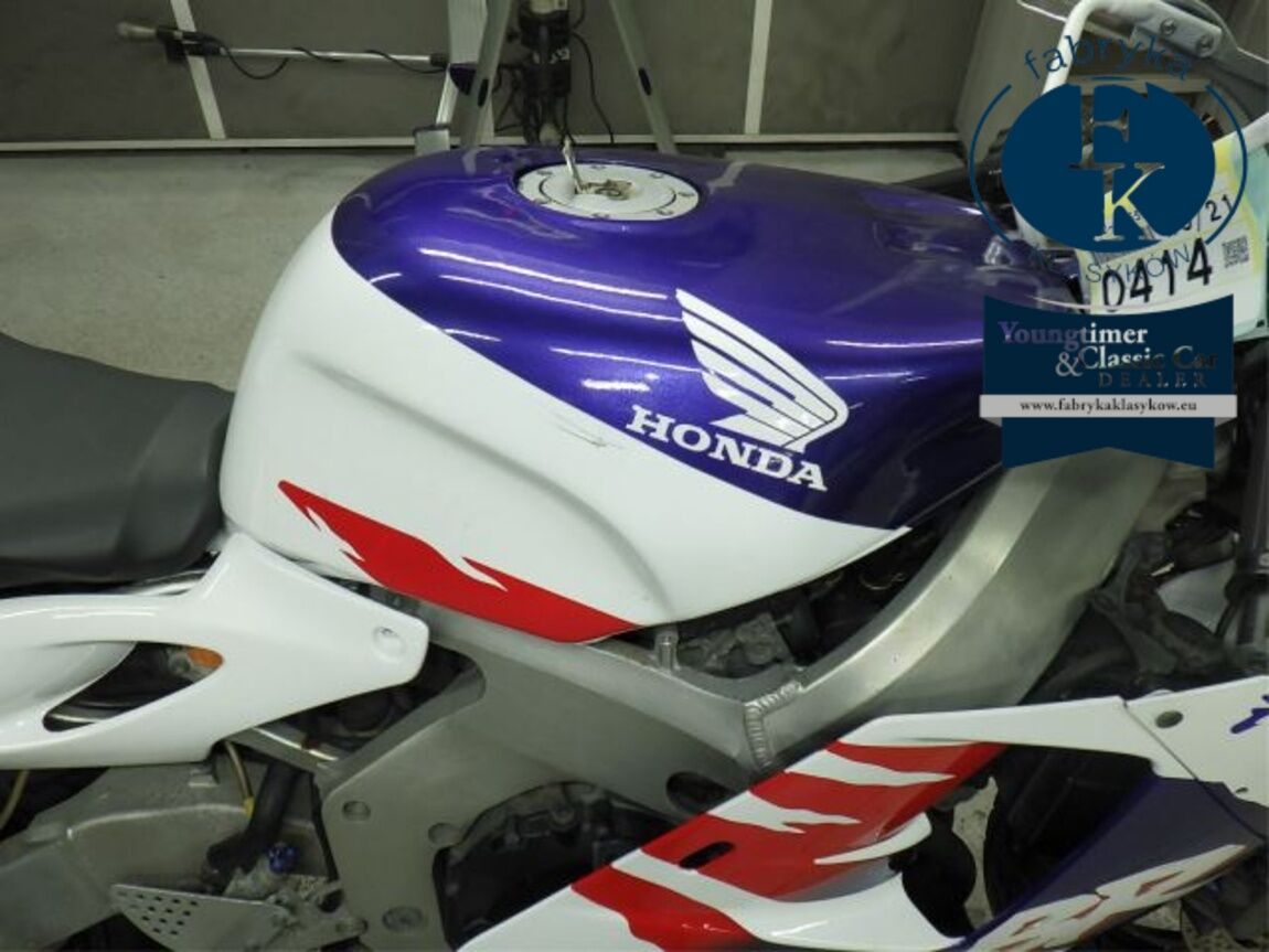 HONDA CBR250RR - zdjęcie 20