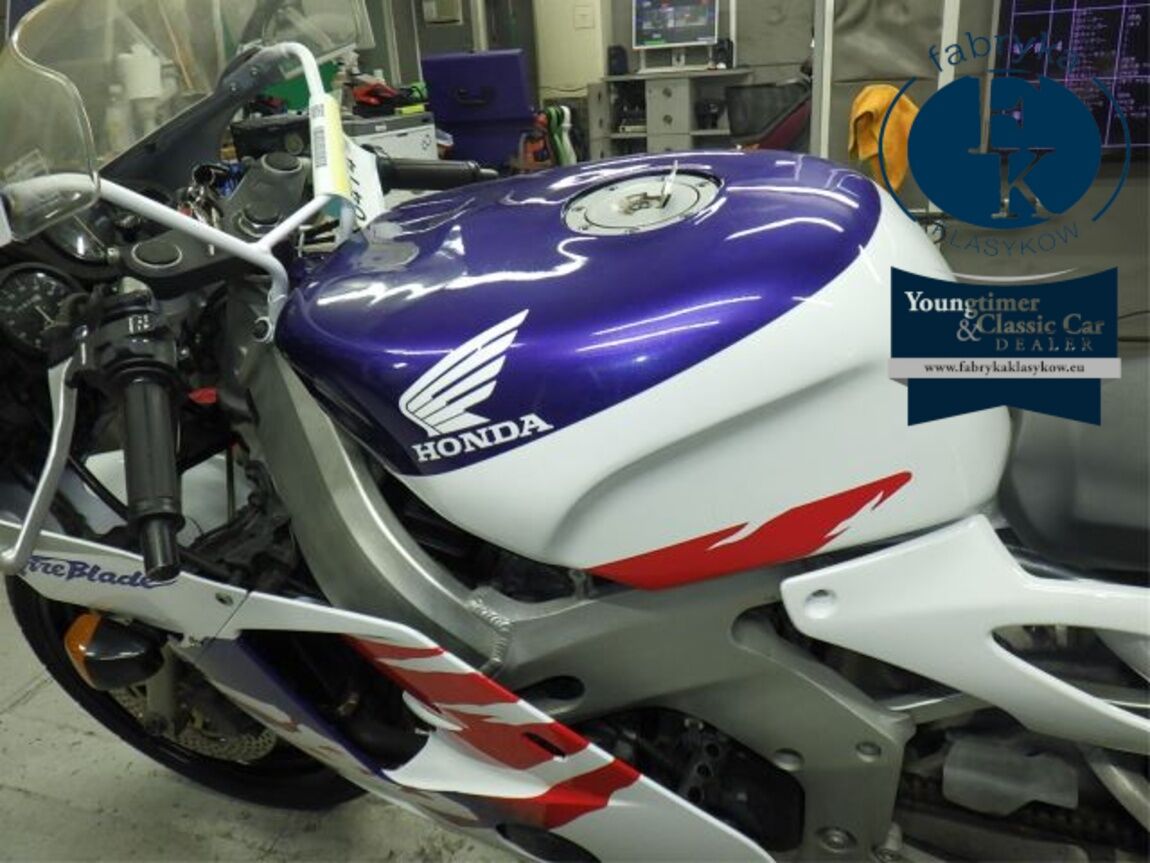 HONDA CBR250RR - zdjęcie 22