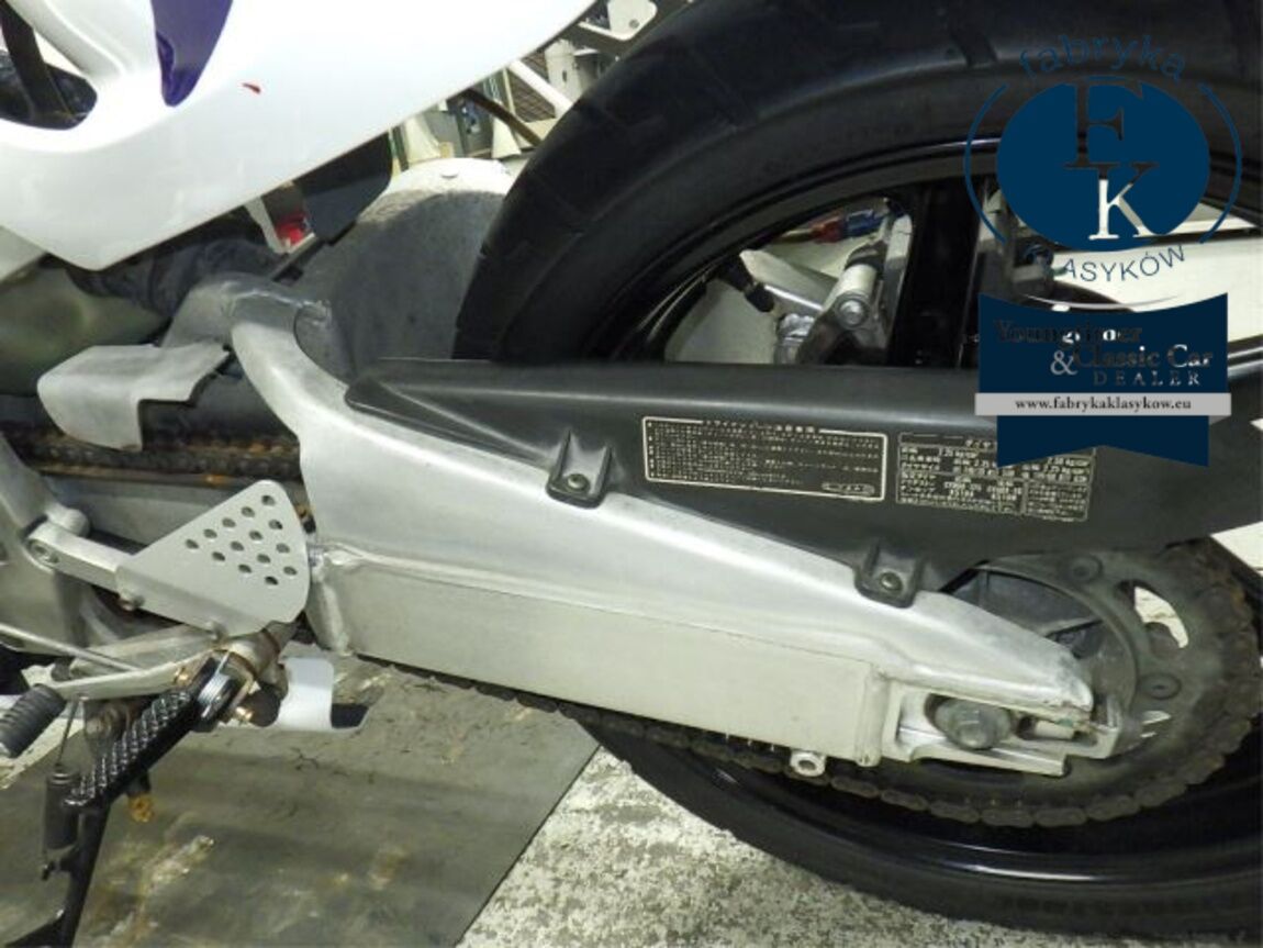 HONDA CBR250RR - zdjęcie 30