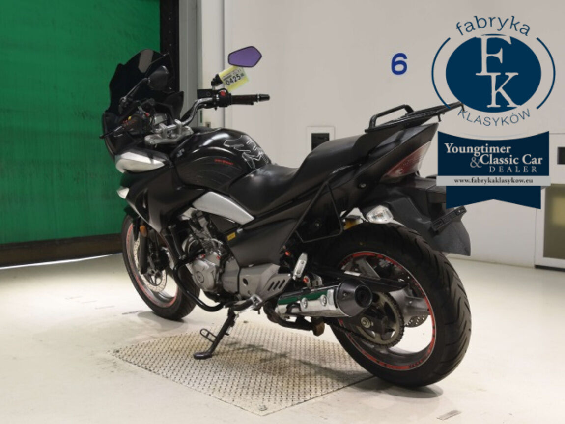 SUZUKI GSR250S  - zdjęcie 7
