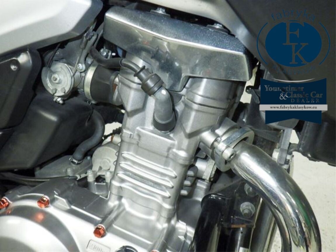 SUZUKI GSR250S  - zdjęcie 10