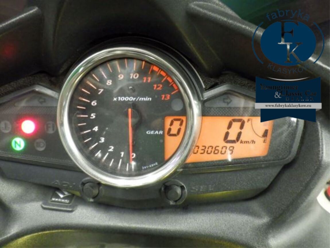 SUZUKI GSR250S  - zdjęcie 13