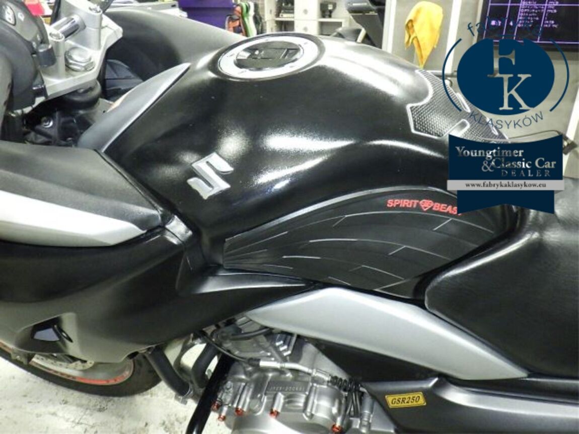 SUZUKI GSR250S  - zdjęcie 20