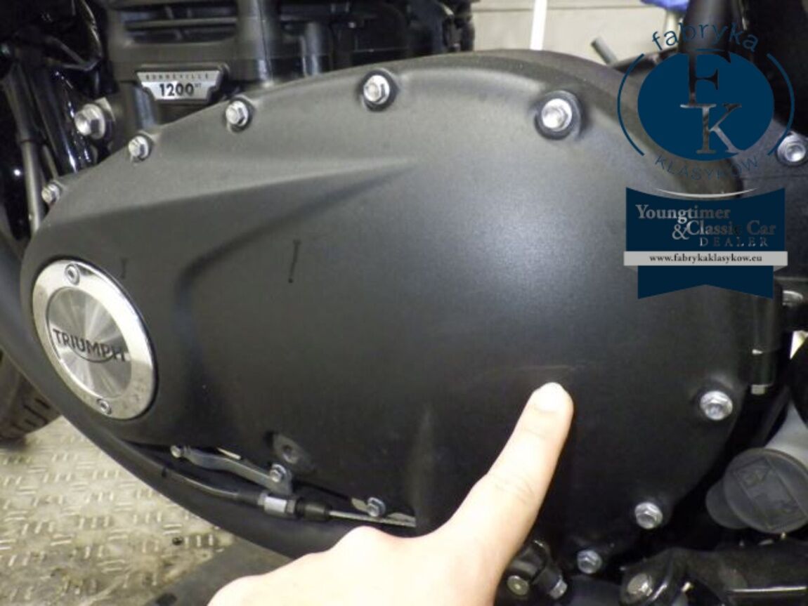 TRIUMPH BONNEVILLE T120 2024 - zdjęcie 10