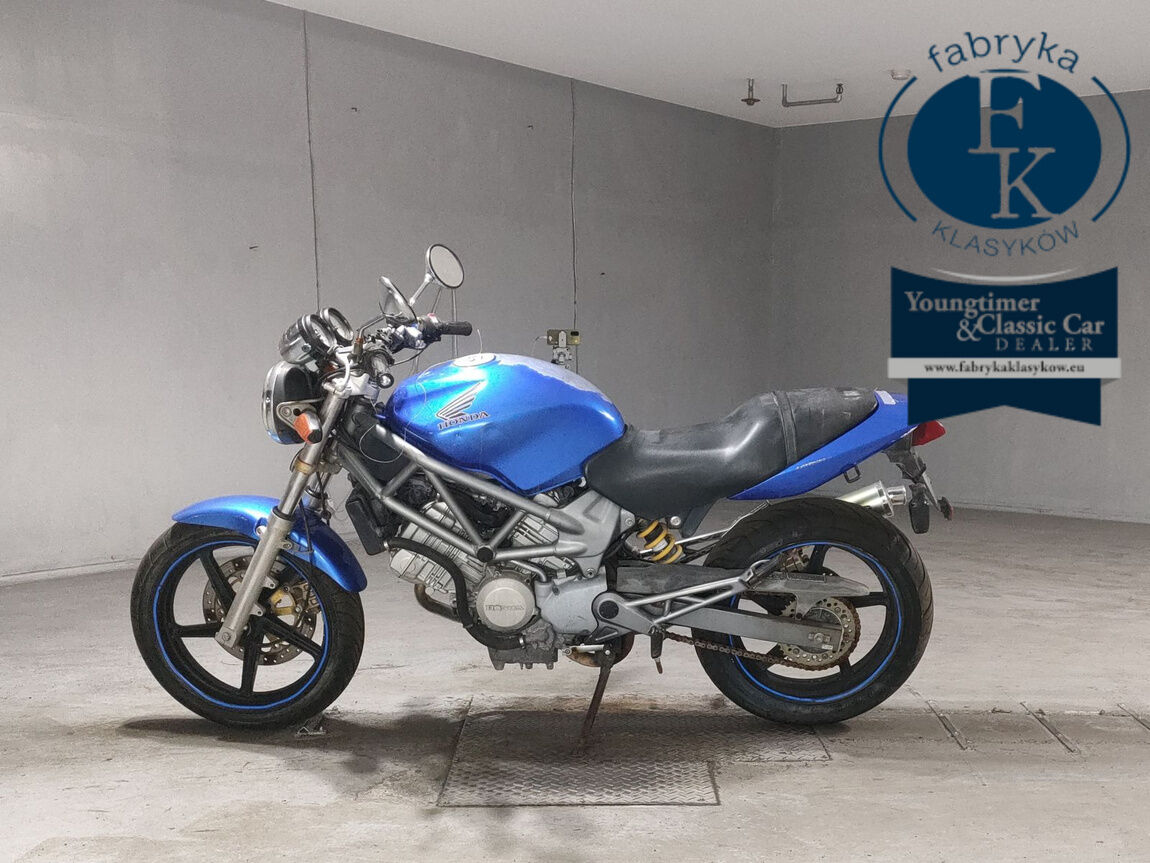 HONDA VTR250 - zdjęcie 3