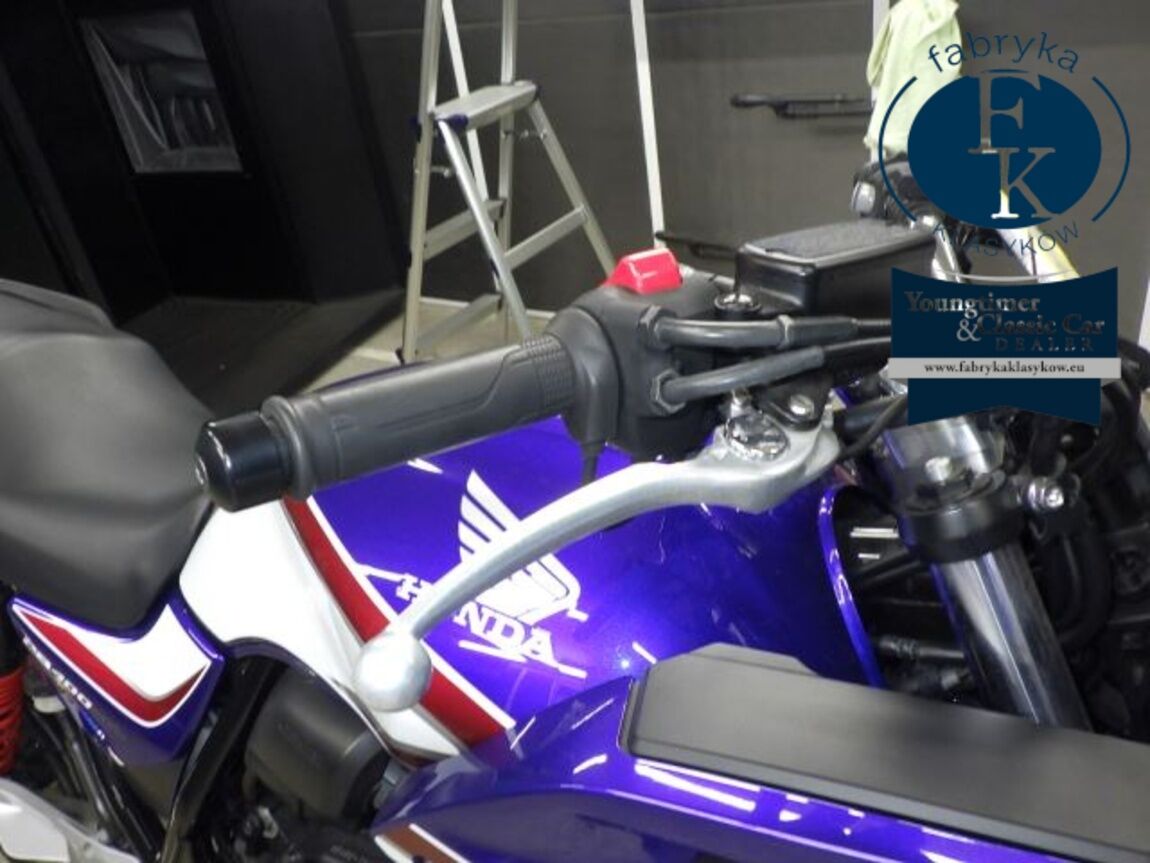 HONDA CB400SFV-4 BOLDORABS 2022 - zdjęcie 22