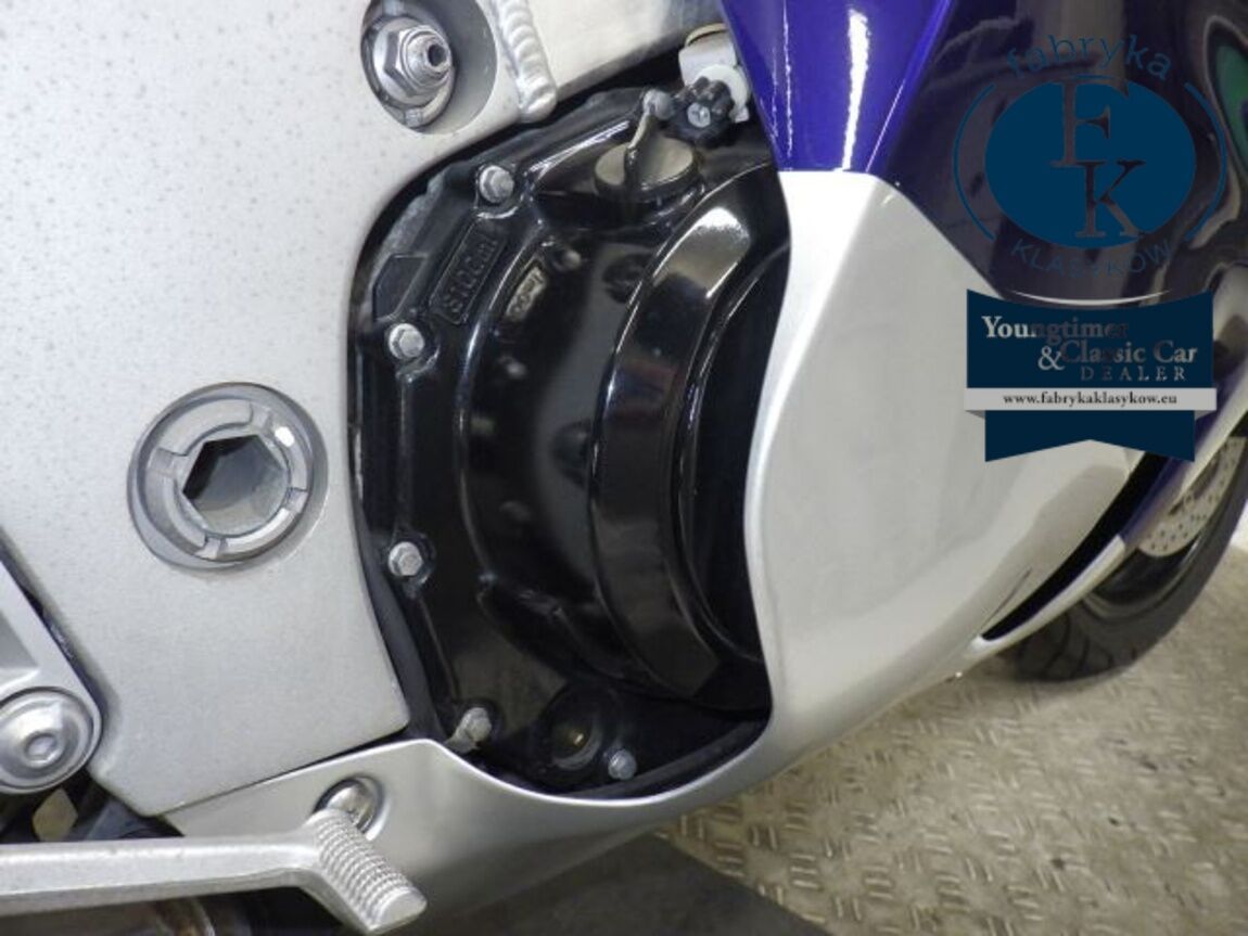 SUZUKI GSX1300R HAYABUSA 2004 - zdjęcie 9