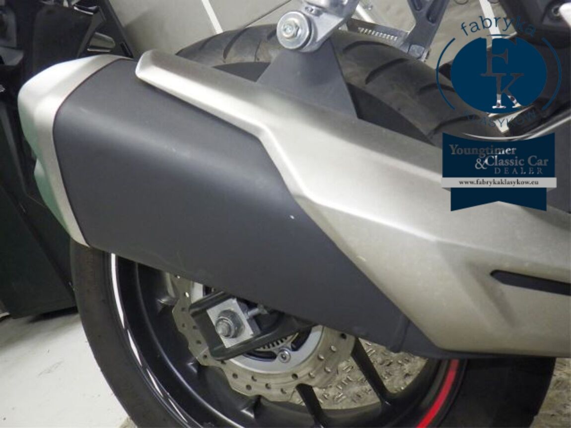 HONDA CBR400R-2 2019 - zdjęcie 16