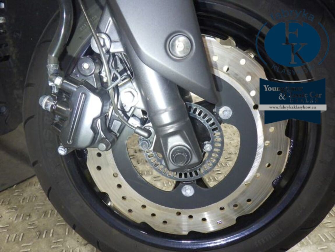 YAMAHA X FORCE  - zdjęcie 22