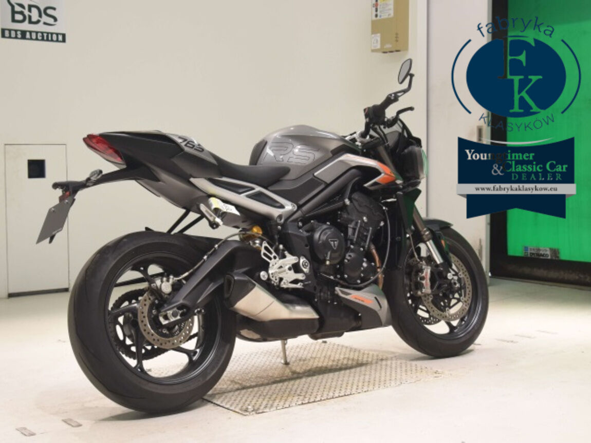 TRIUMPH STREET TRIPLE RS 2023 - zdjęcie 6