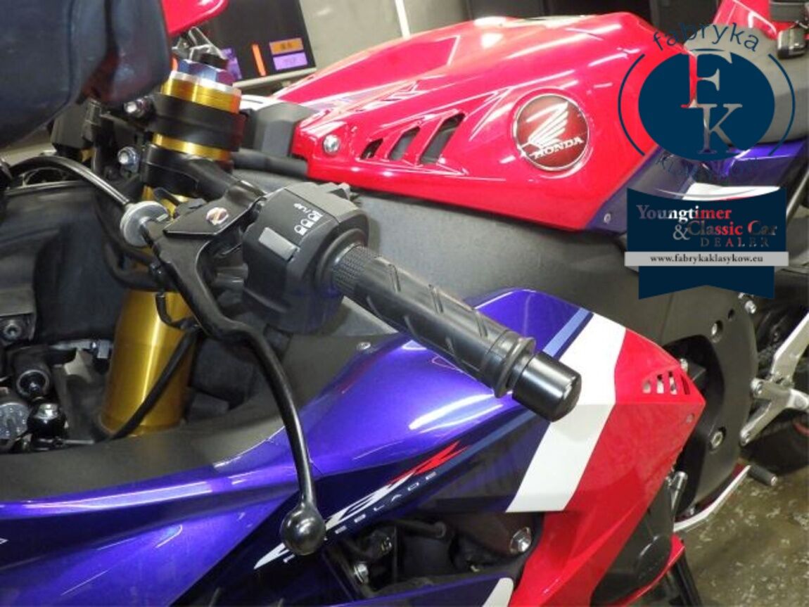 HONDA CBR1000RR-RSP 2020 - zdjęcie 24