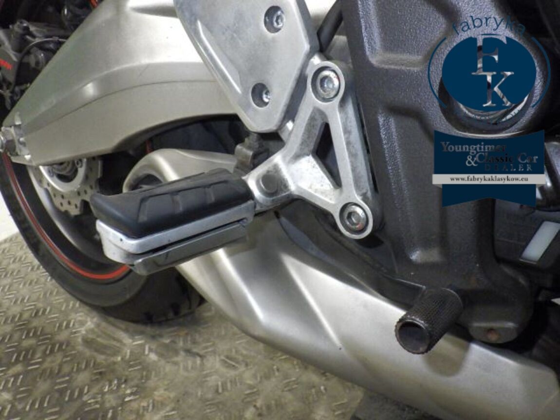 HONDA CB650F 2015 - zdjęcie 30
