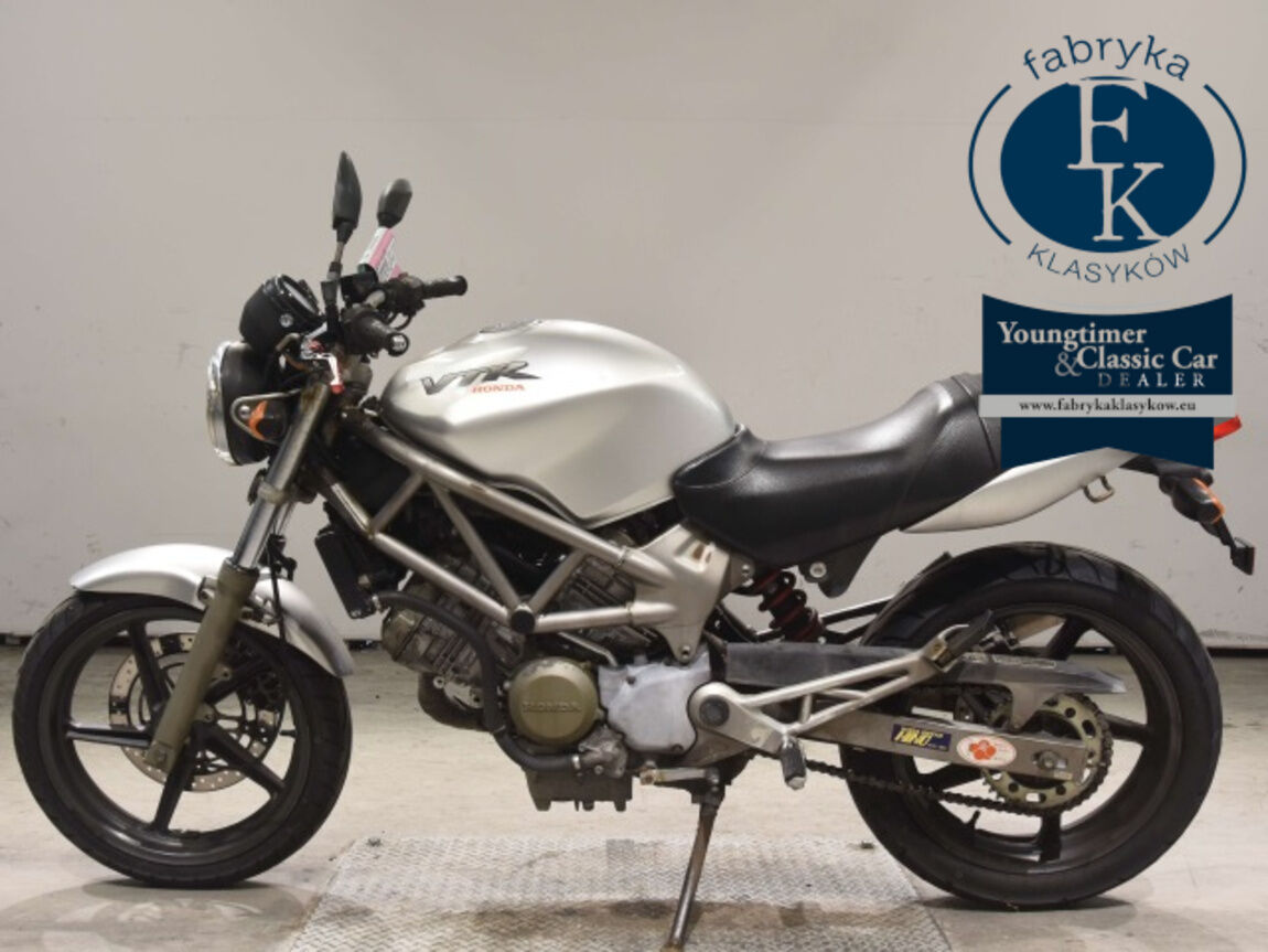HONDA VTR250  - zdjęcie 3