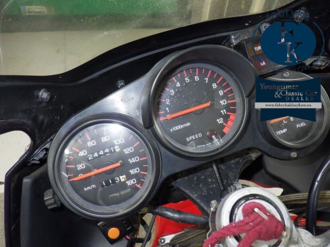 YAMAHA FZ750 1987 - zdjęcie 13