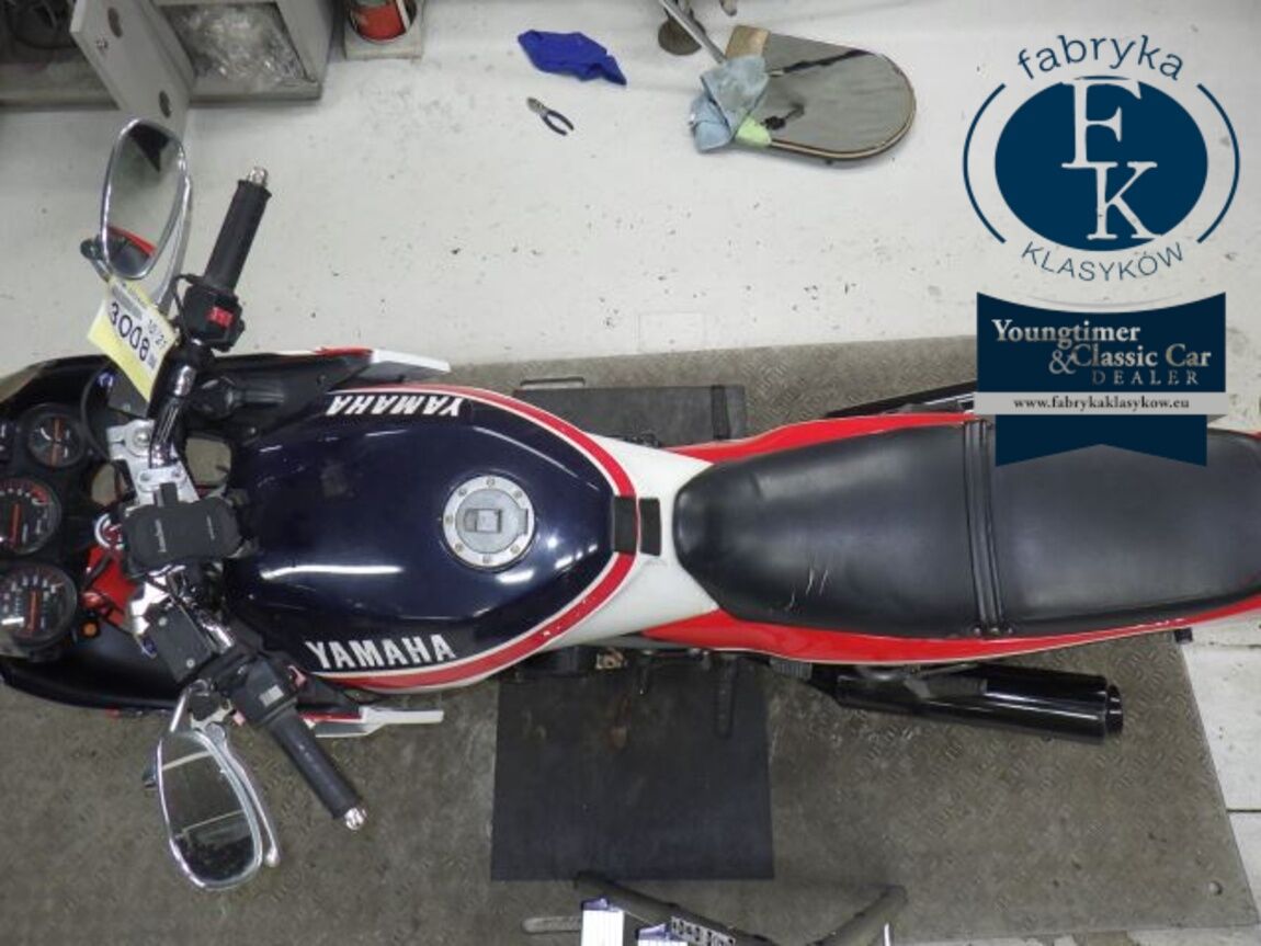 YAMAHA FZ750 1987 - zdjęcie 32