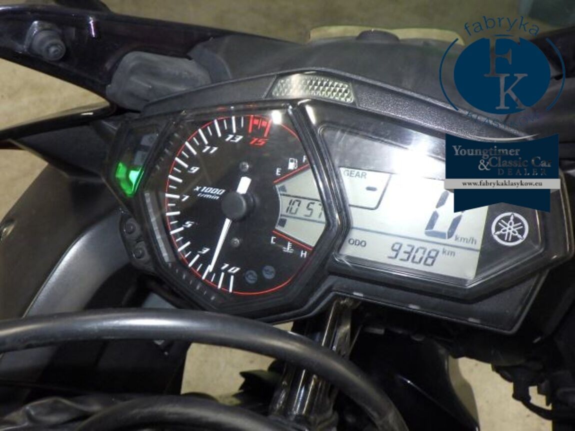 YAMAHA YZF-R25  - zdjęcie 13