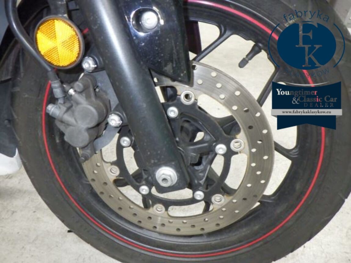 YAMAHA YZF-R25  - zdjęcie 23
