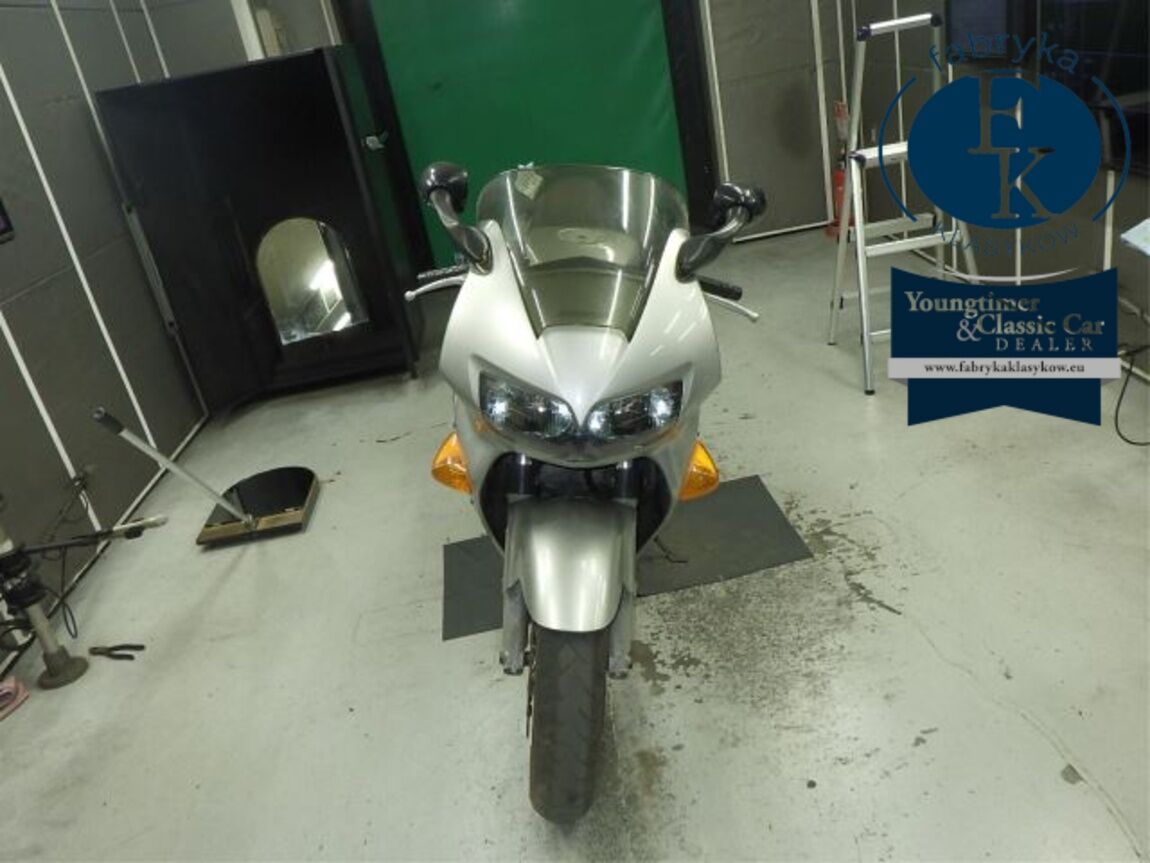 HONDA VFR800 1998 - zdjęcie 23