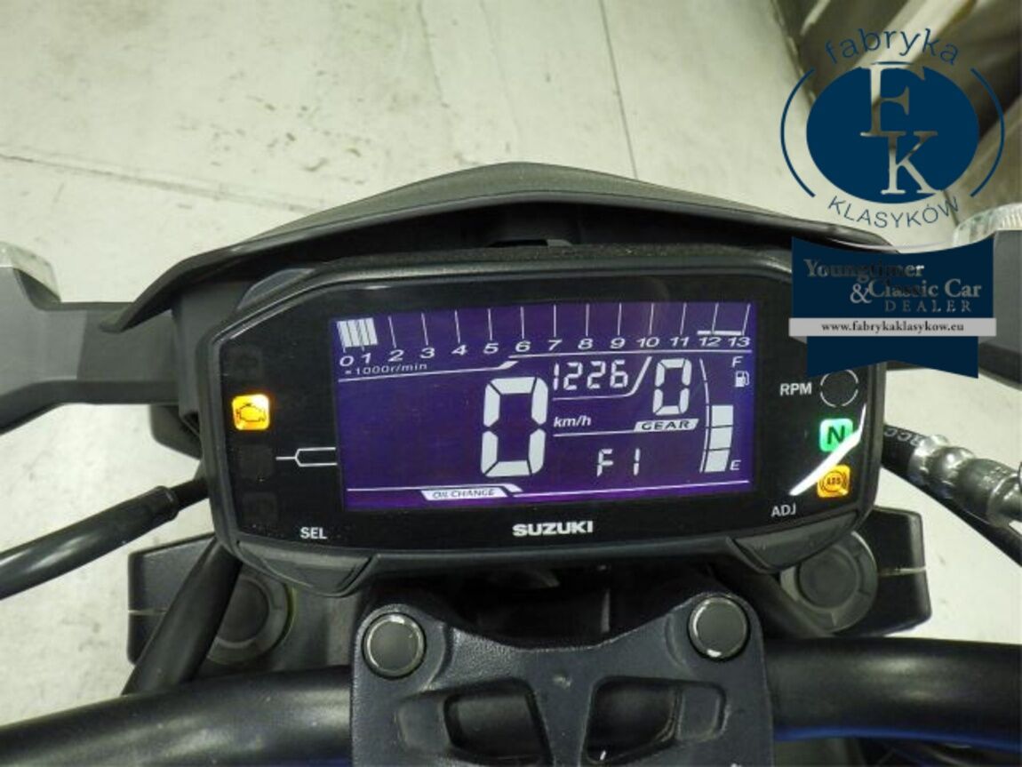 SUZUKI GSX-S125  - zdjęcie 9
