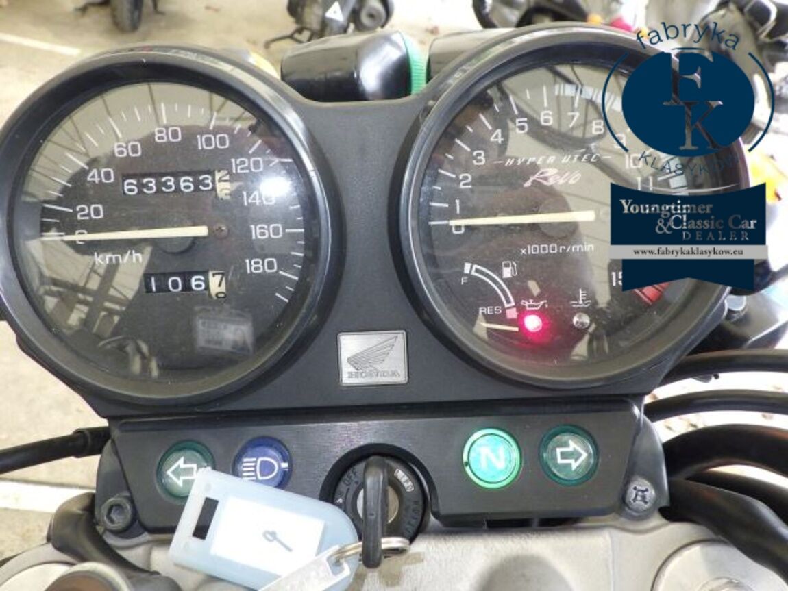 HONDA CB400SFV-1  - zdjęcie 8