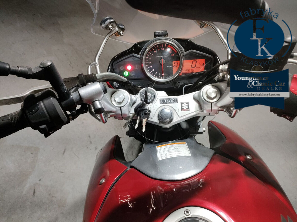 SUZUKI GSR250  - zdjęcie 6