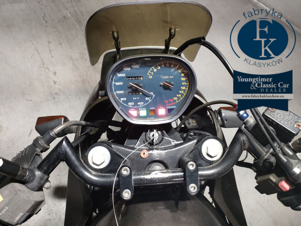 SUZUKI GSX250 KATANA  - zdjęcie 6