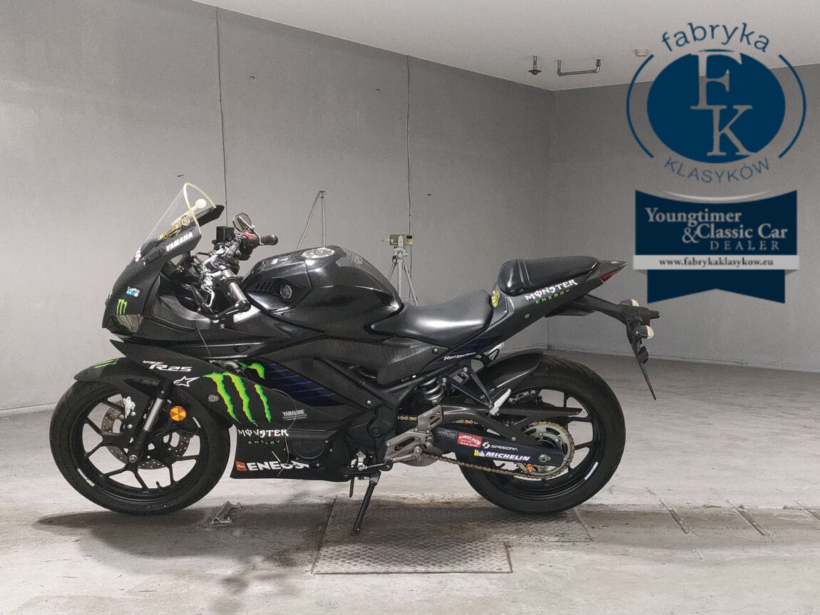 YAMAHA YZF-R25 - zdjęcie 3