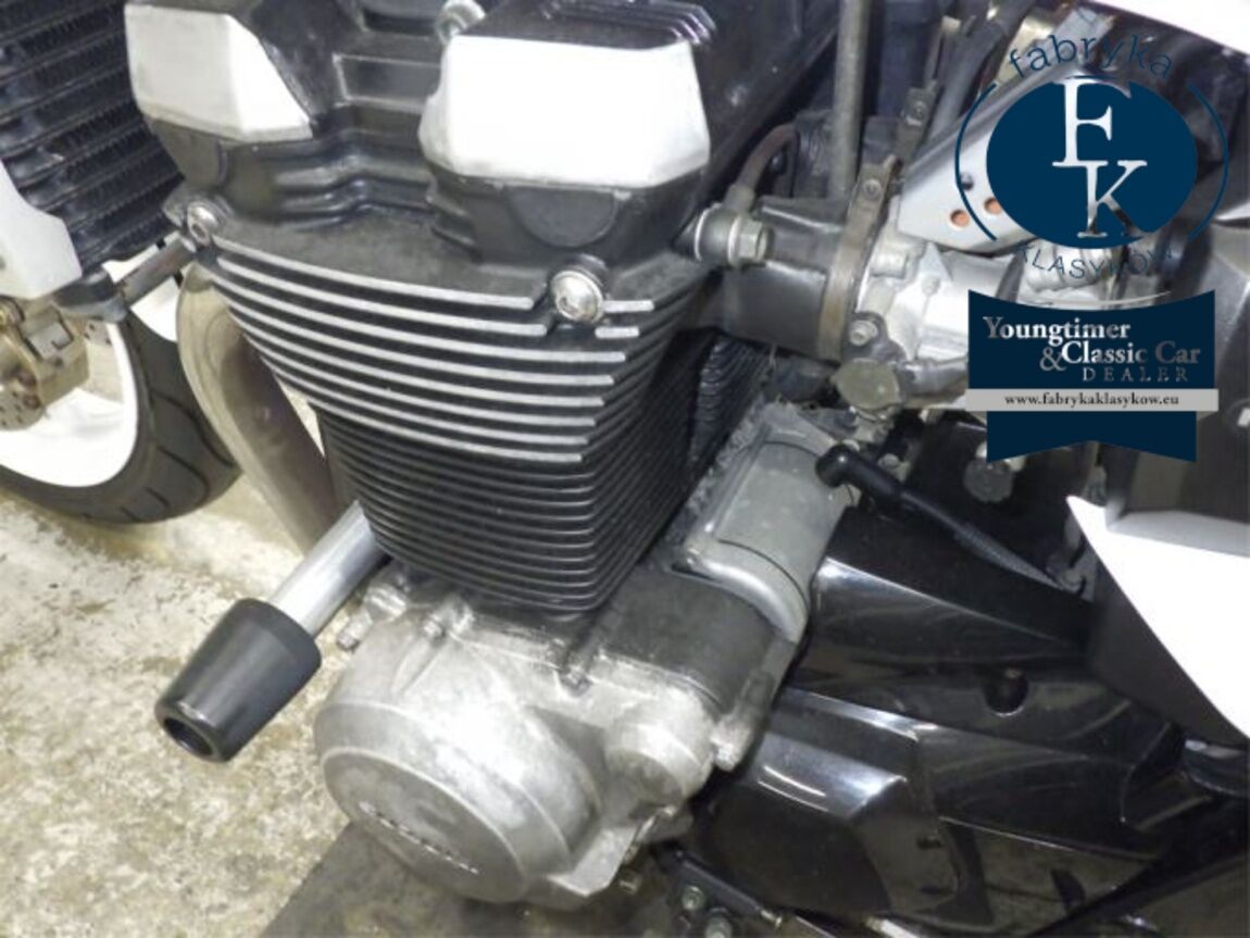 SUZUKI GSX1400 2002 - zdjęcie 11