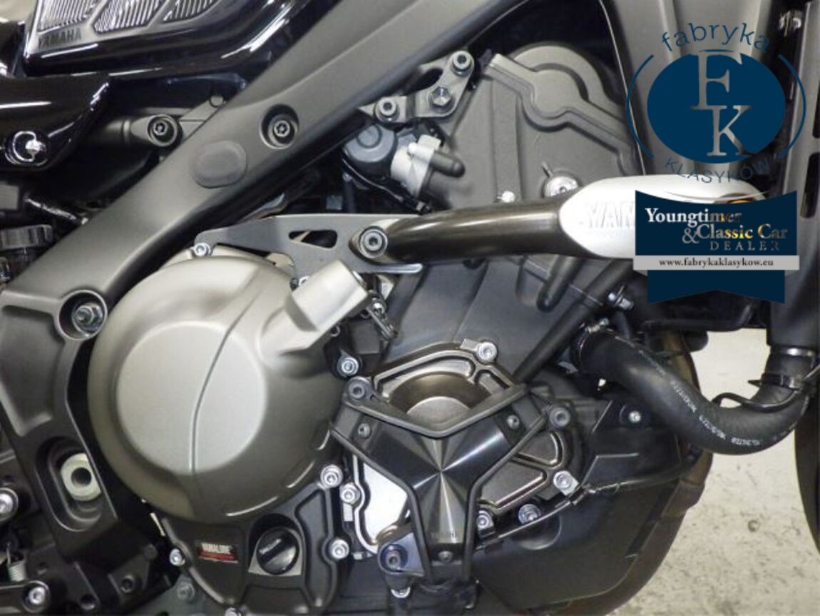 YAMAHA XSR900-2 2022 - zdjęcie 9