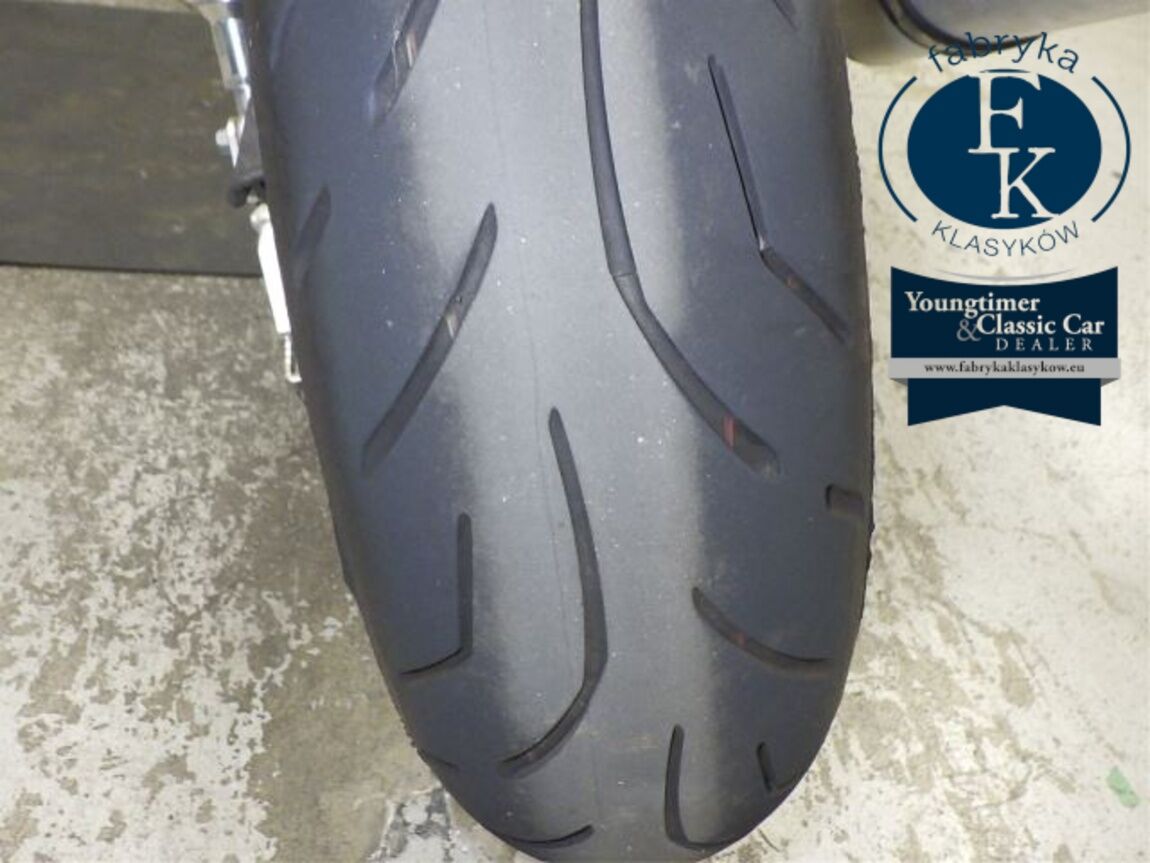 HONDA CB400SFV-1 2001 - zdjęcie 28