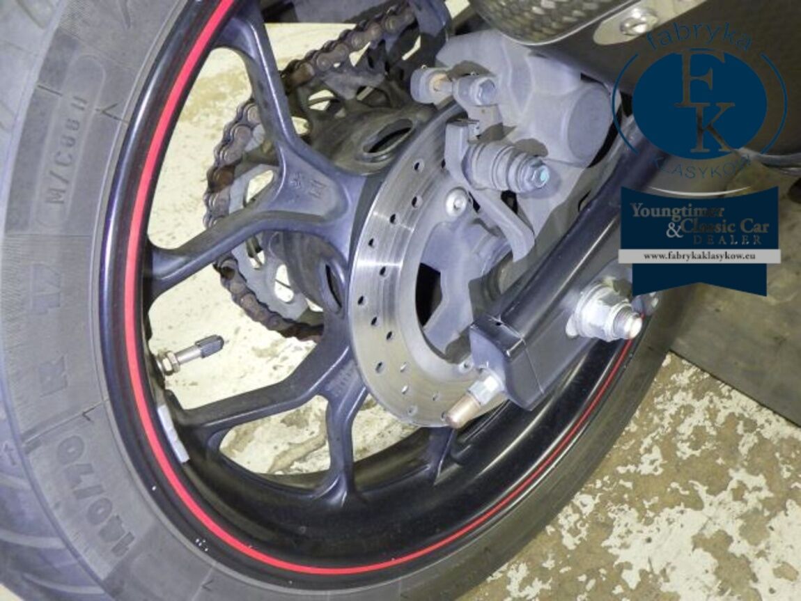 YAMAHA YZF-R25 - zdjęcie 27