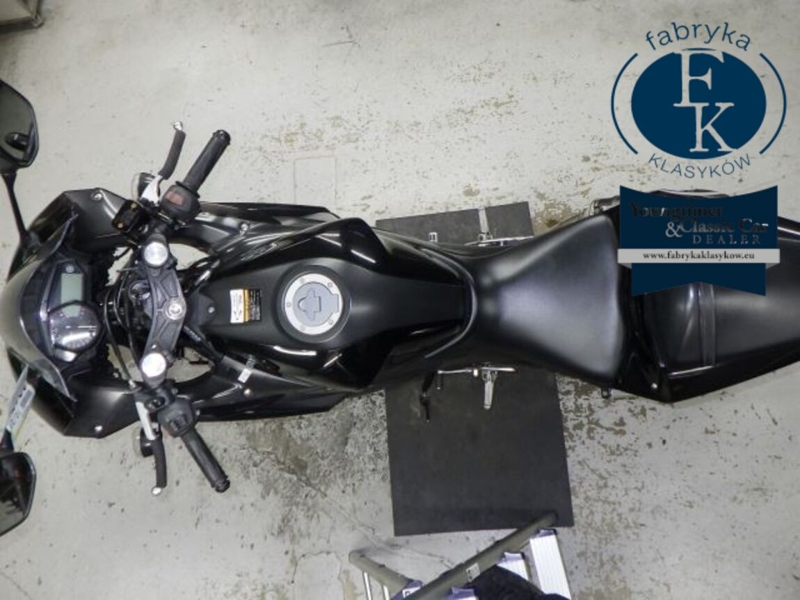 YAMAHA YZF-R25 - zdjęcie 34