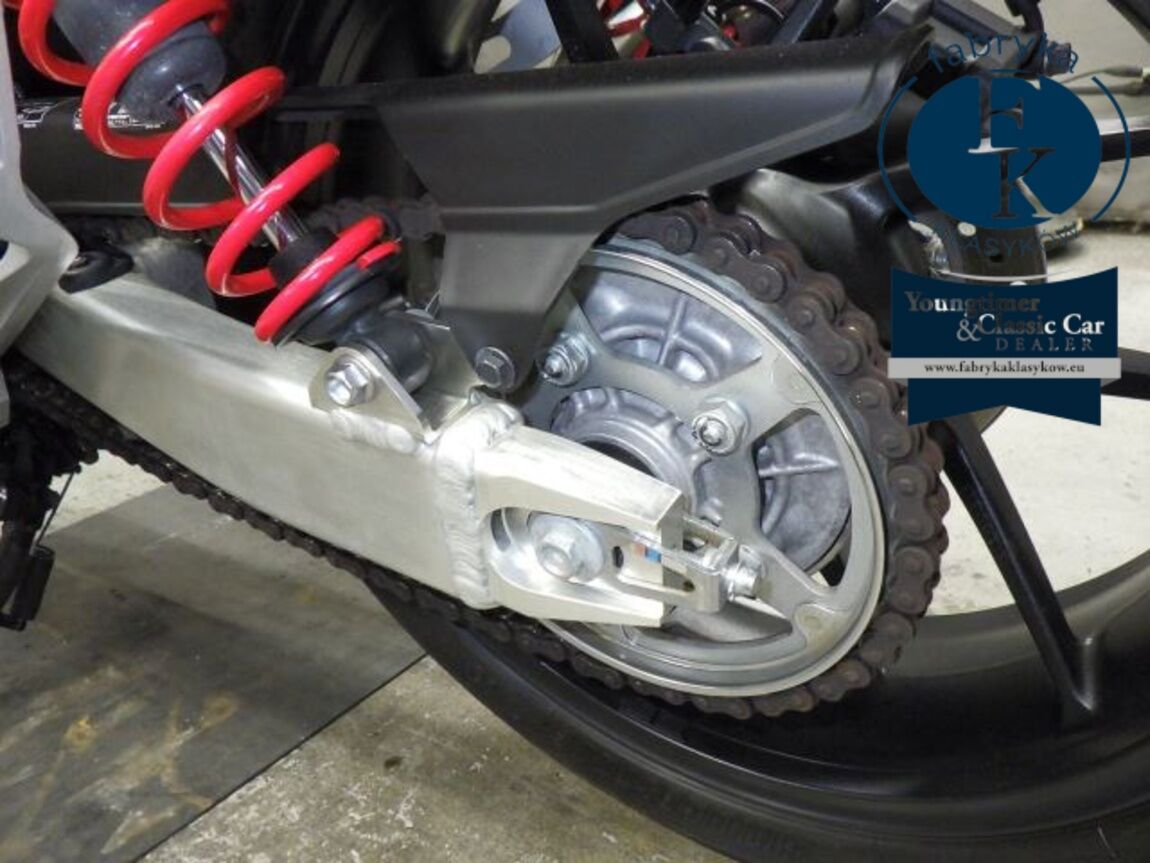 HONDA CB400SFV-4ABS 2021 - zdjęcie 28