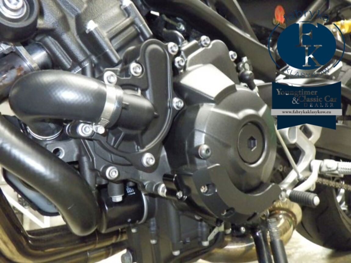 YAMAHA XSR900 2016 - zdjęcie 12