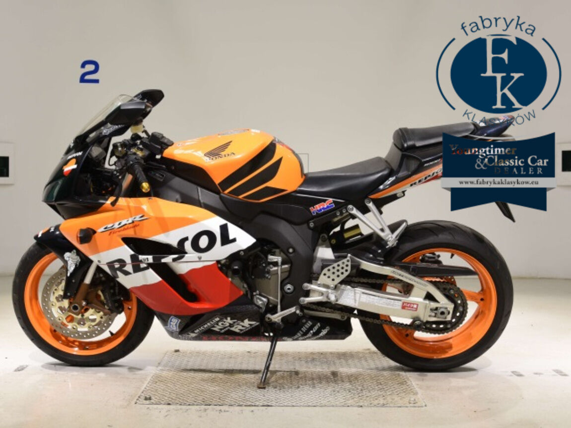 HONDA CBR1000RR 2005 - zdjęcie 3