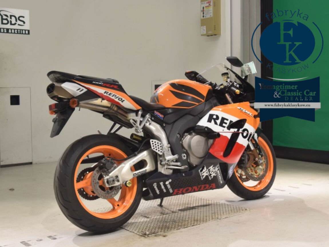 HONDA CBR1000RR 2005 - zdjęcie 6
