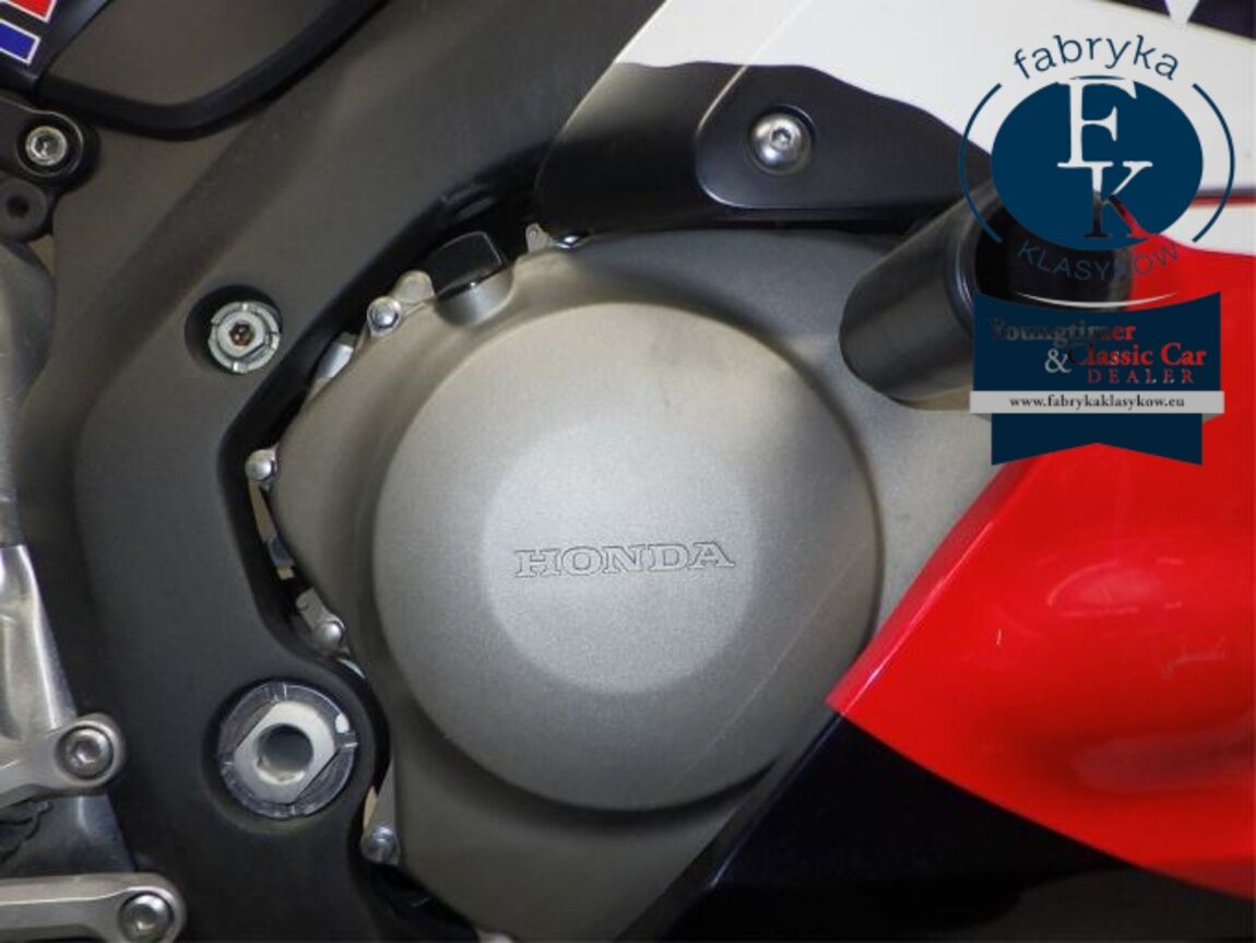 HONDA CBR1000RR 2005 - zdjęcie 9