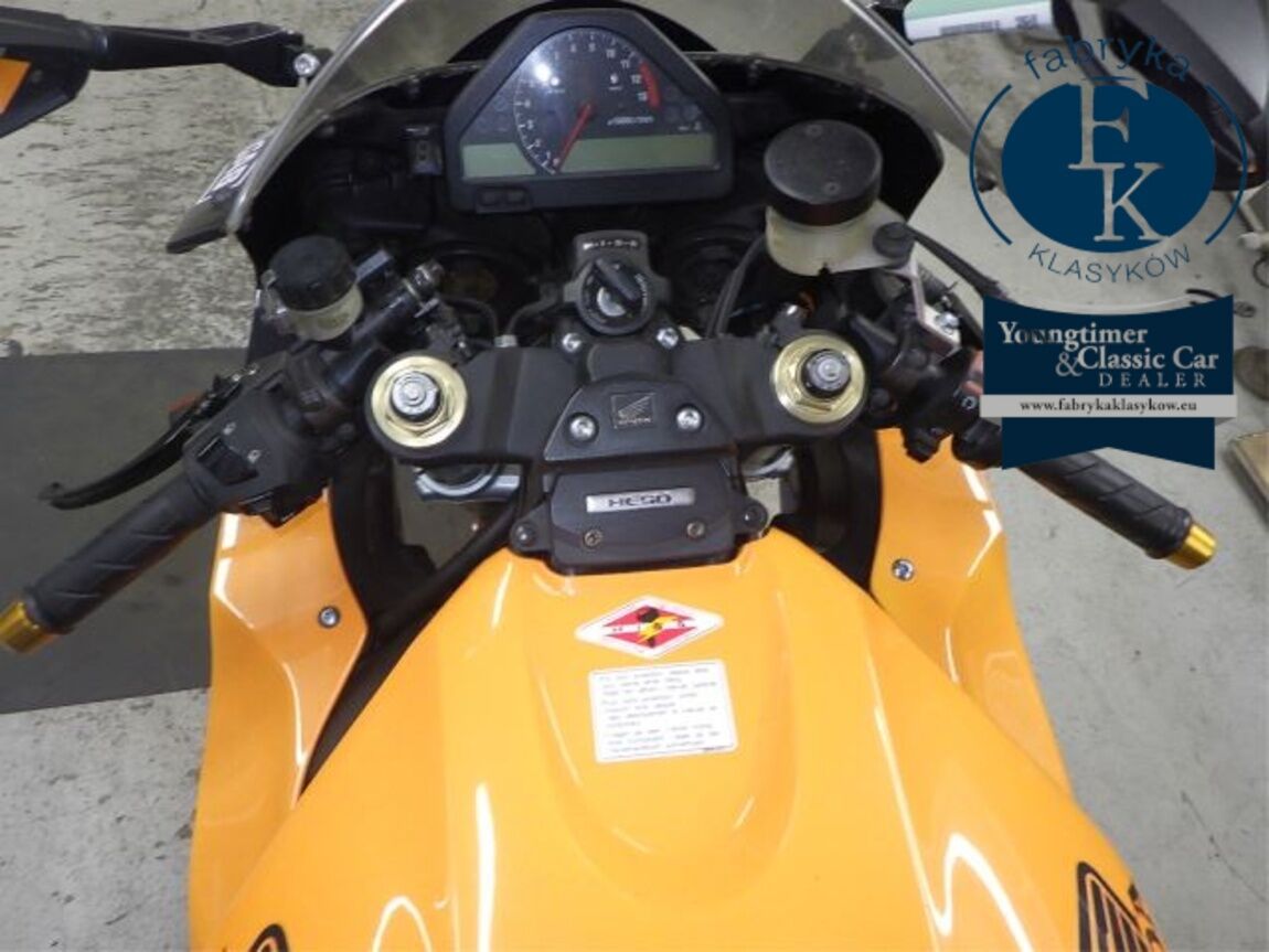 HONDA CBR1000RR 2005 - zdjęcie 22
